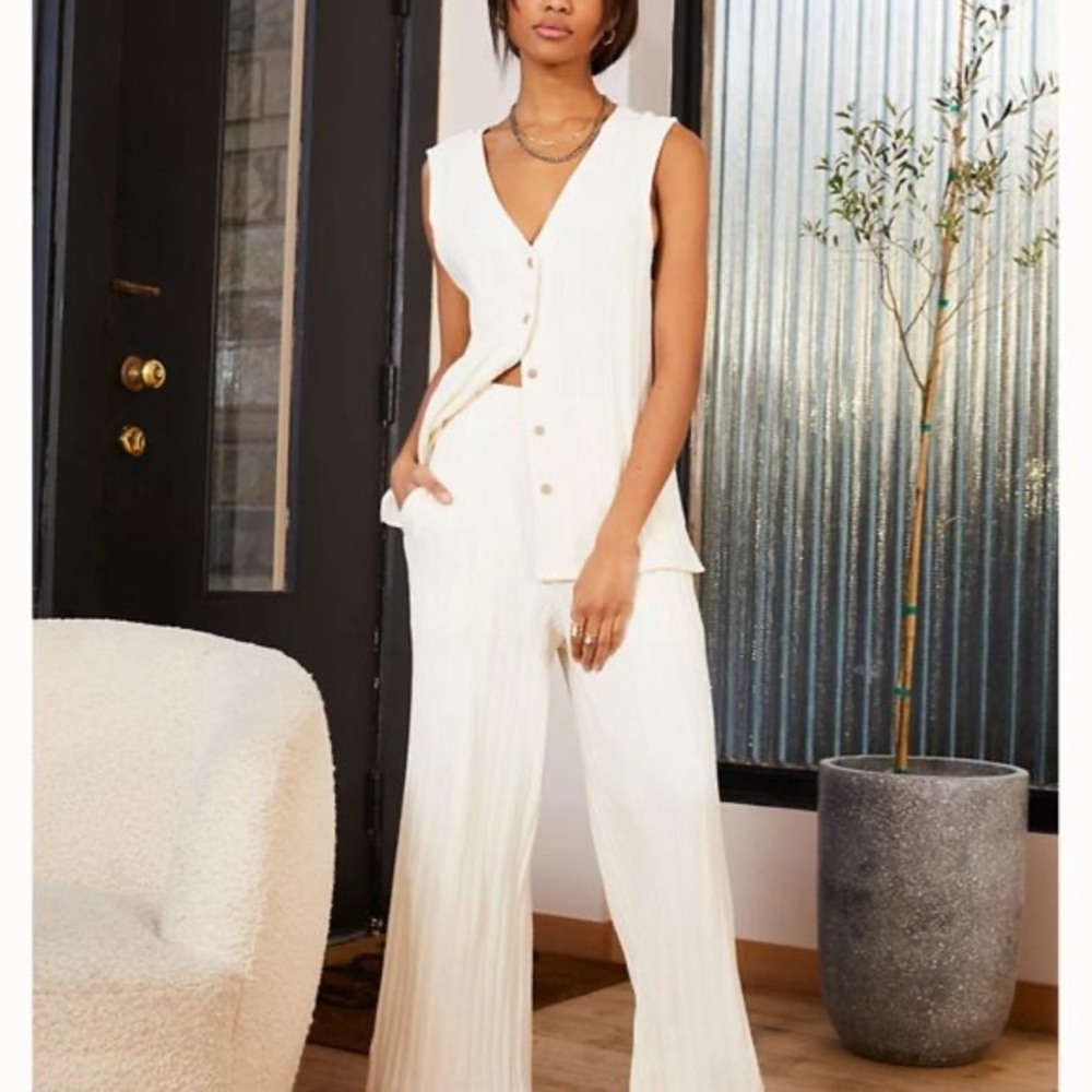 FREE PEOPLE
Dana Set- Ivory